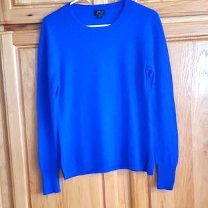 J.Crew 100% Cashmere Sweater. Like new! M! ELECTRIC BLUE..great for spring 🌷